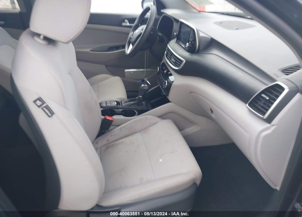 2019 HYUNDAI TUCSON VALUE VIN: KM8J33A42KU917138