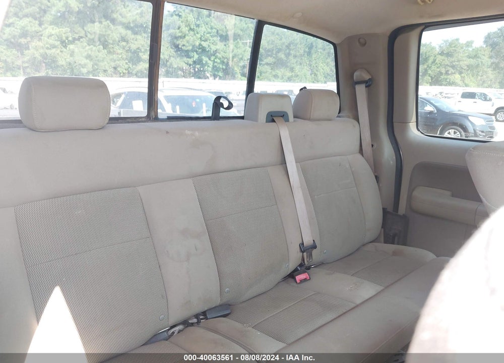 2004 FORD F-150 STX/XLT VIN: 1FTRX02W44KA05670