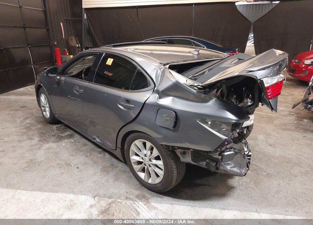 2013 LEXUS ES 300H VIN: JTHBW1GG3D2013849