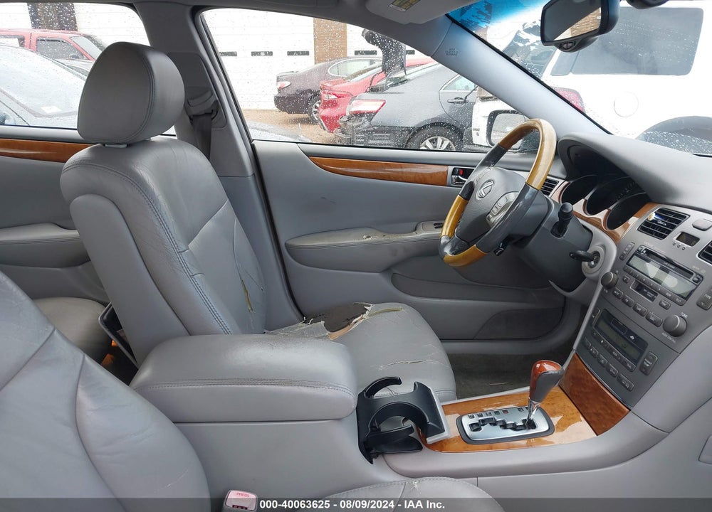 2005 LEXUS ES 330 VIN: JTHBA30GX55122538