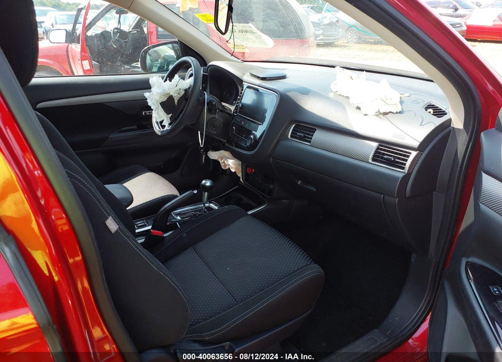 2017 MITSUBISHI OUTLANDER SE/SEL VIN: JA4AD3A35HZ023150