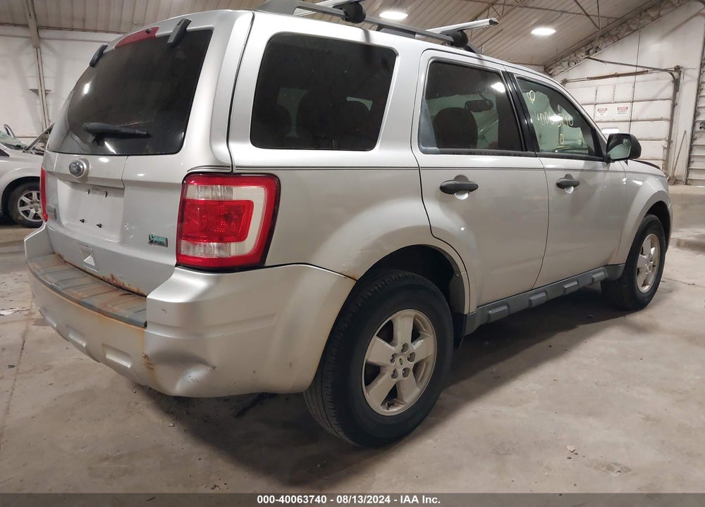 2010 FORD ESCAPE XLT VIN: 1FMCU0DG4AKD17578