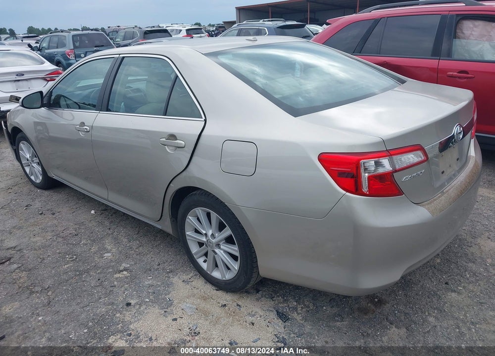 2014 TOYOTA CAMRY XLE VIN: 4T1BF1FK7EU813711