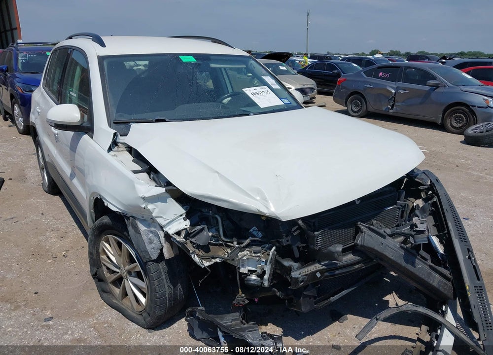 2017 VOLKSWAGEN TIGUAN 2.0T/2.0T S VIN: WVGAV7AX5HK041990