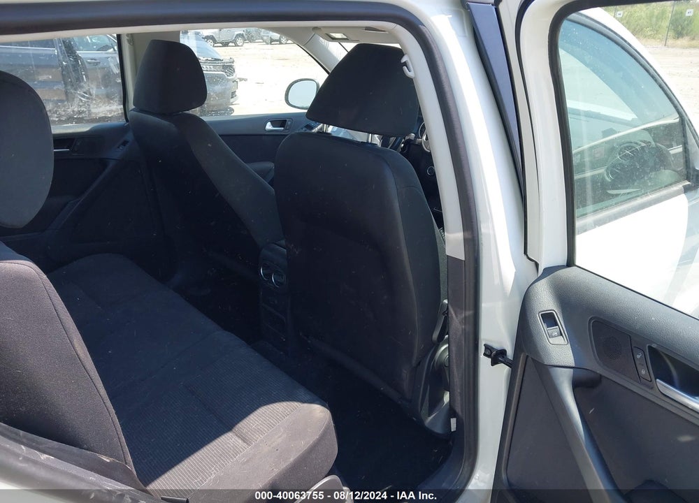 2017 VOLKSWAGEN TIGUAN 2.0T/2.0T S VIN: WVGAV7AX5HK041990