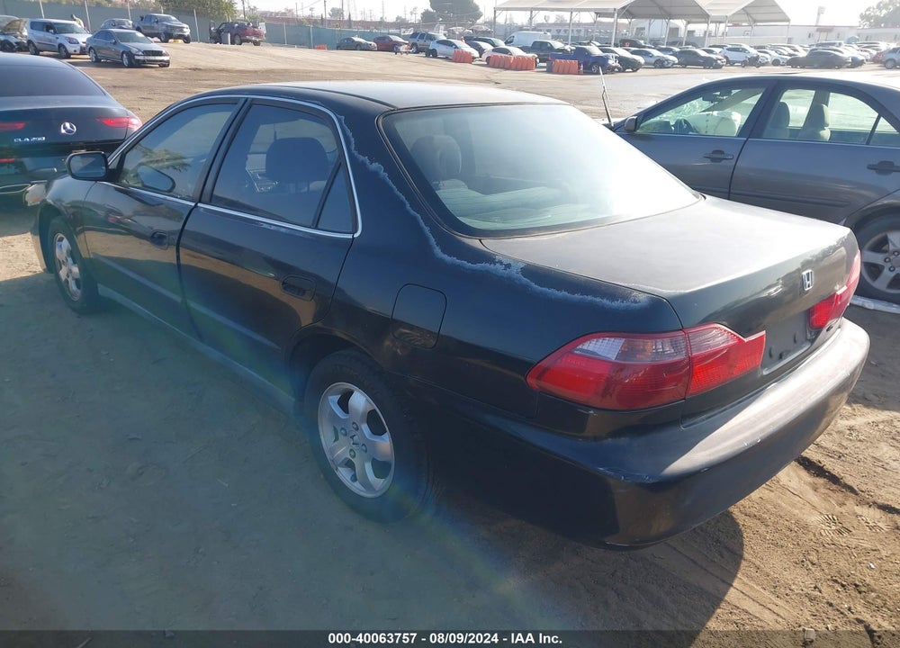 1999 HONDA ACCORD LX VIN: JHMCG6657XC013267