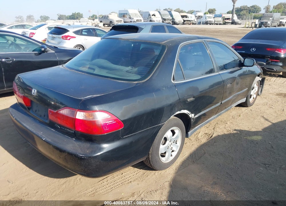 1999 HONDA ACCORD LX VIN: JHMCG6657XC013267