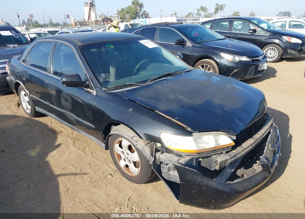 1999 HONDA ACCORD LX VIN: JHMCG6657XC013267