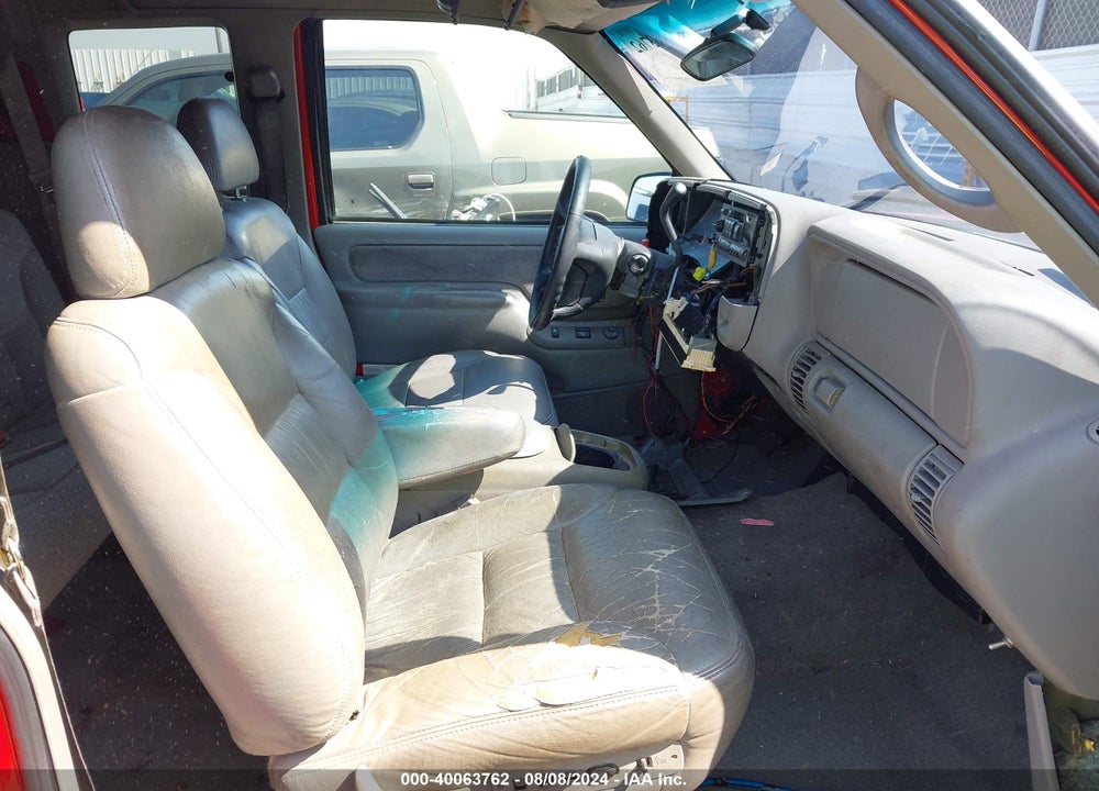 1997 CHEVROLET K1500 FLEETSIDE VIN: 1GCEK19R8VE109808