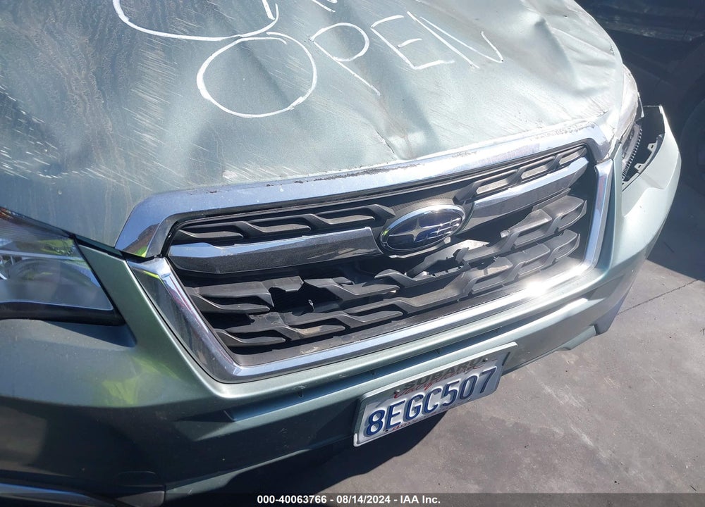2018 SUBARU FORESTER 2.5I PREMIUM VIN: JF2SJAEC5JH578212