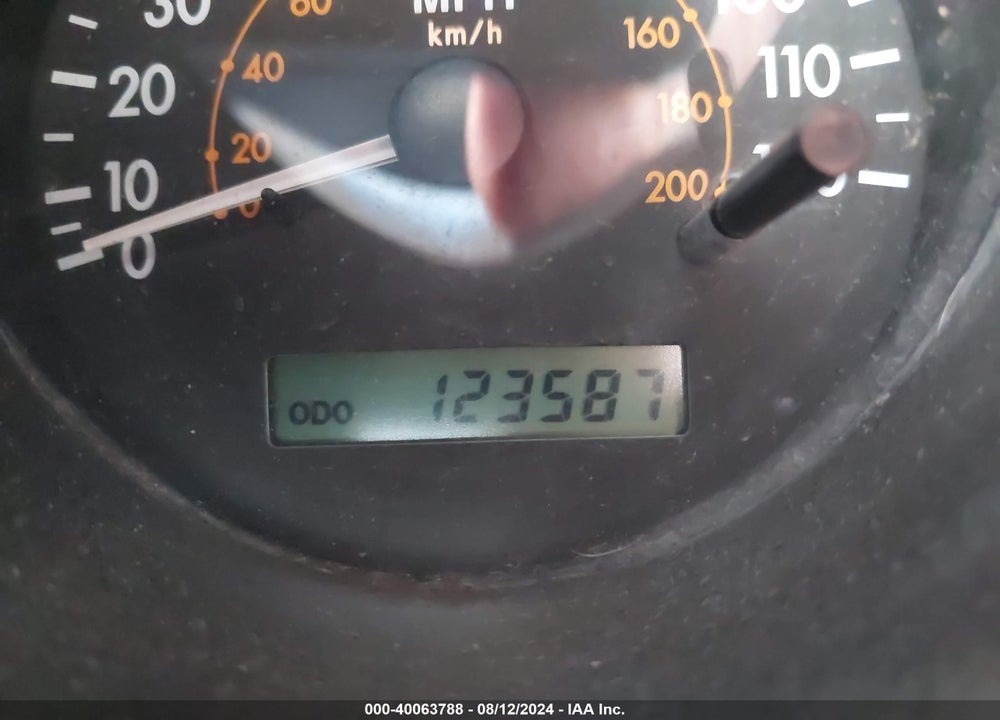 2005 CHEVROLET AVEO LS VIN: KL1TD526X5B346673