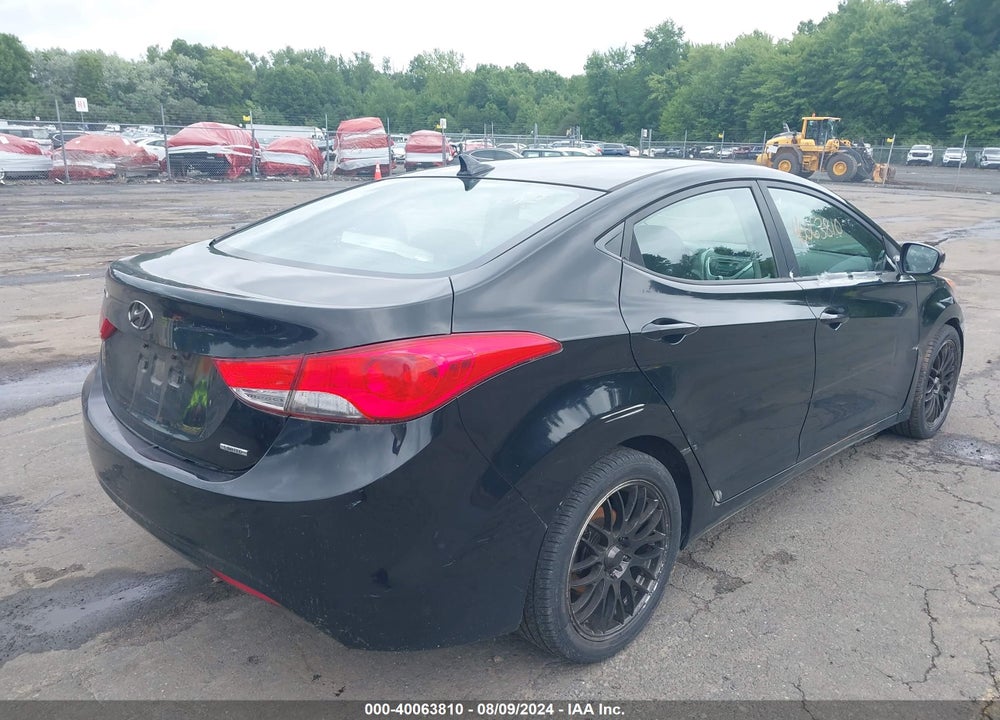 2011 HYUNDAI ELANTRA LIMITED VIN: 5NPDH4AE8BH021972