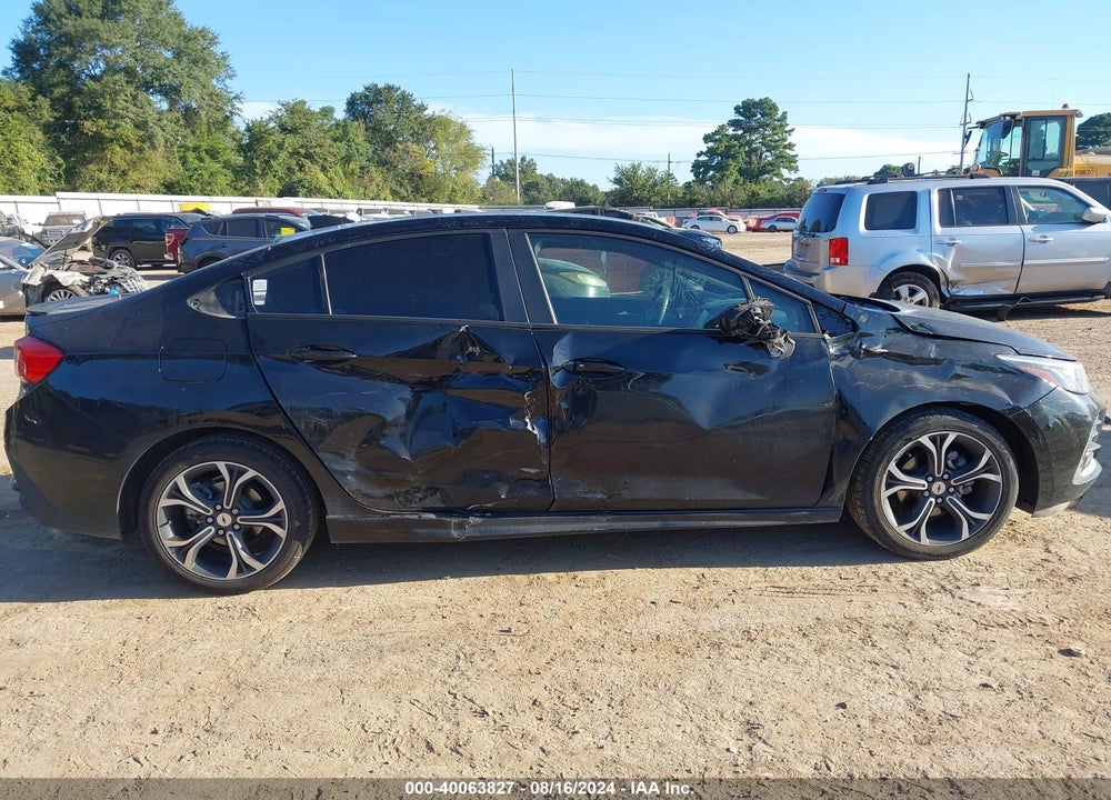 2019 CHEVROLET CRUZE LT VIN: 1G1BE5SM6K7141231