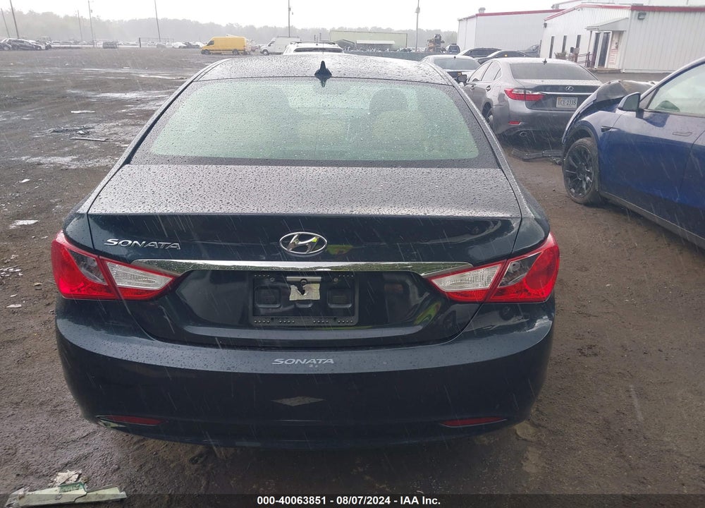 2013 HYUNDAI SONATA GLS VIN: 5NPEB4AC6DH548822