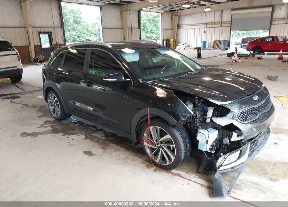2017 KIA NIRO TOURING VIN: KNDCE3LC0H5051647