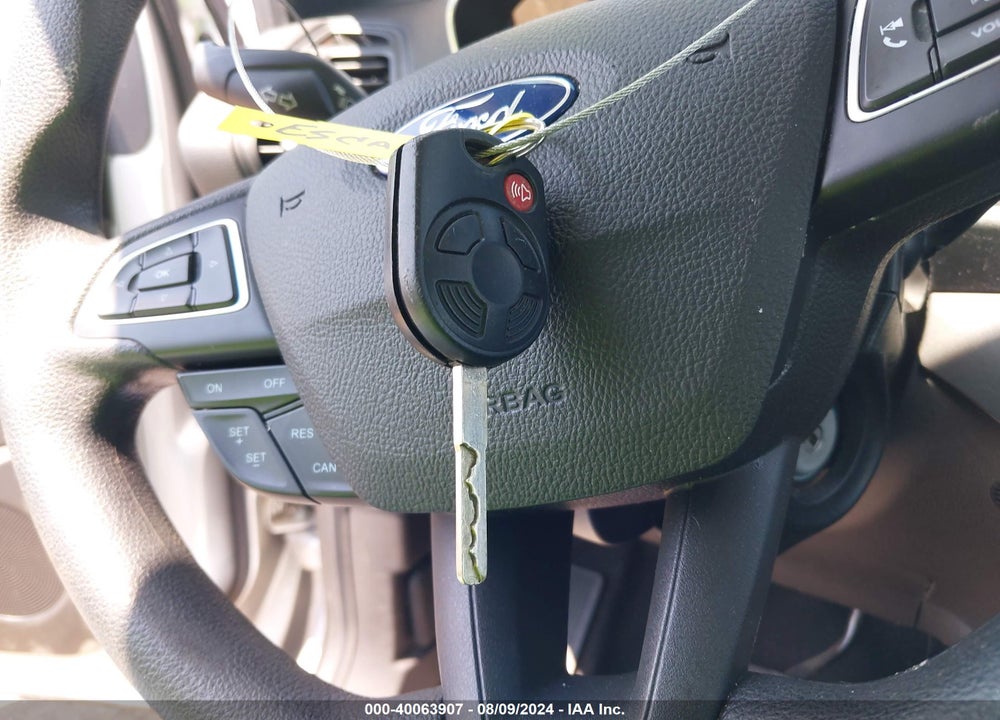 2019 FORD ESCAPE S VIN: 1FMCU0F77KUA67854
