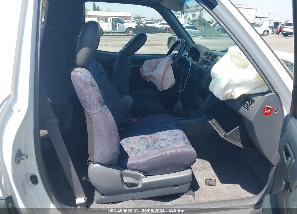 1997 TOYOTA RAV4 VIN: JT3XP10V5V0005699