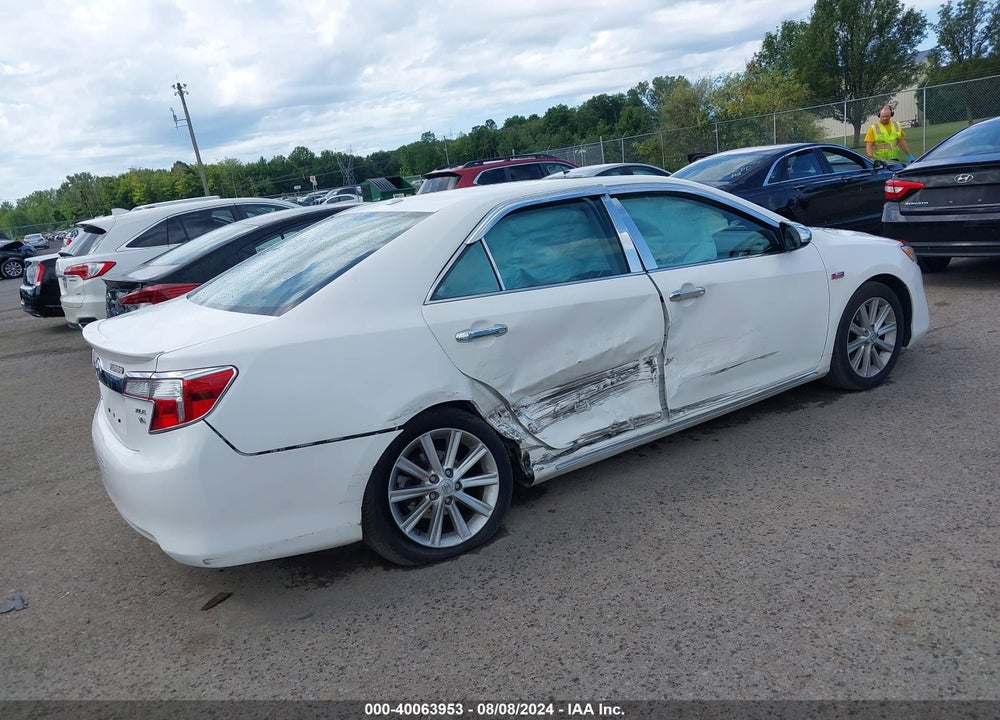 2014 TOYOTA CAMRY XLE V6 VIN: 4T1BK1FK1EU543046