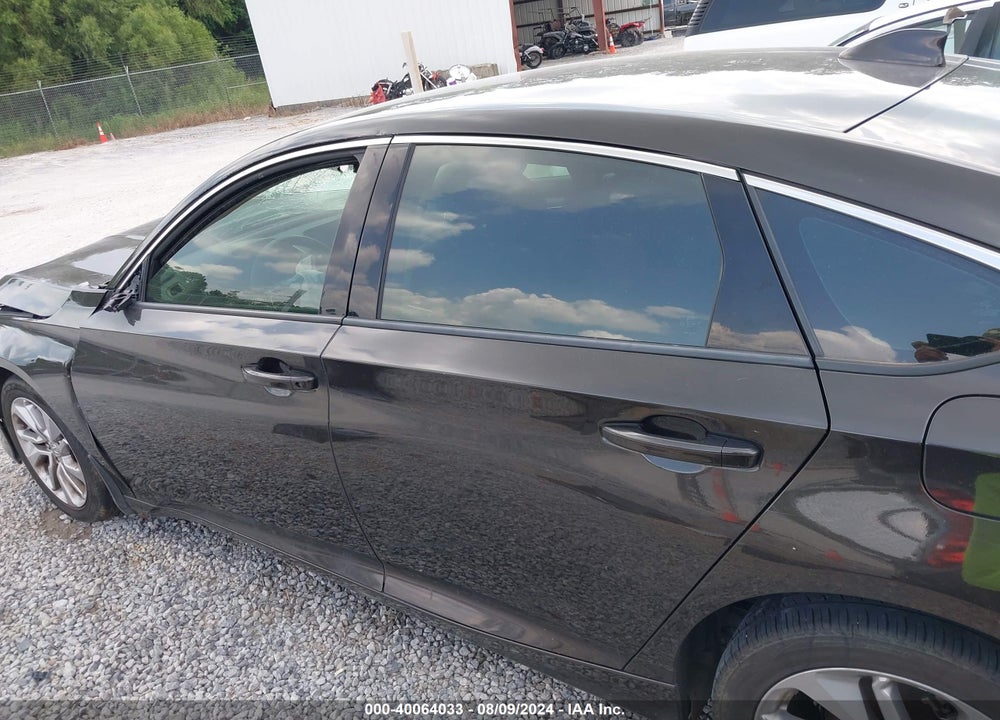2018 HONDA ACCORD LX VIN: 1HGCV1F1XJA046002