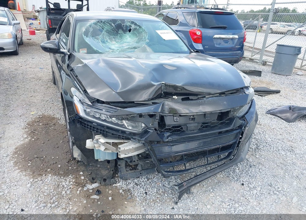 2018 HONDA ACCORD LX VIN: 1HGCV1F1XJA046002