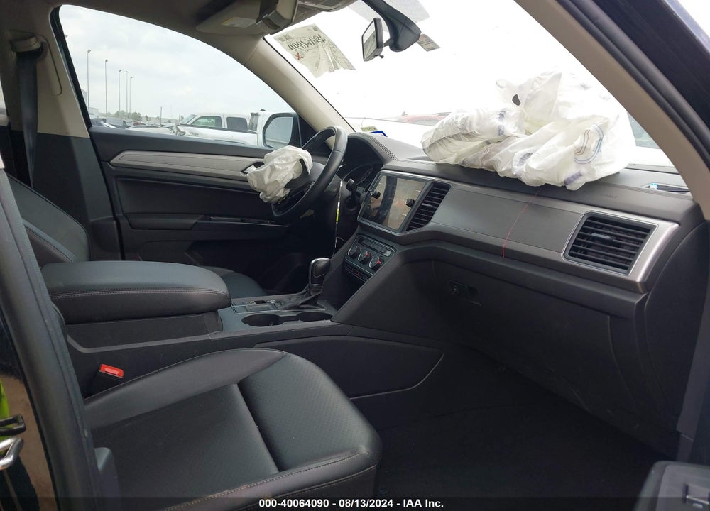 2018 VOLKSWAGEN ATLAS 2.0T SE VIN: 1V2CP2CA8JC596661