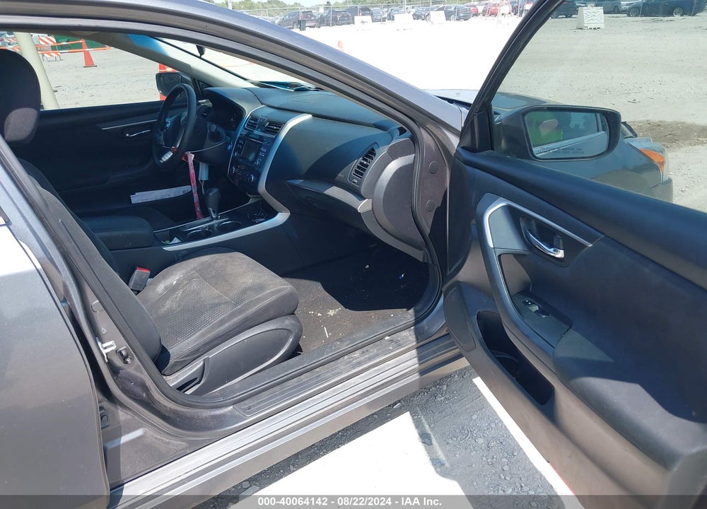 2015 NISSAN ALTIMA VIN: 1N4AL3AP4FN324000
