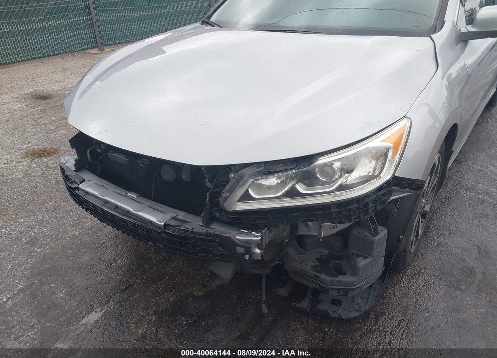 2017 HONDA ACCORD EX VIN: 1HGCR2F77HA252158