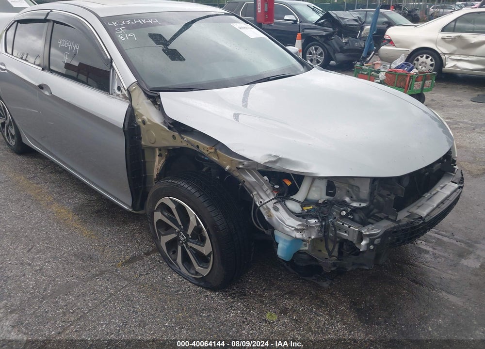2017 HONDA ACCORD EX VIN: 1HGCR2F77HA252158