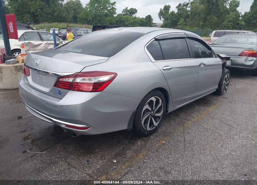 2017 HONDA ACCORD EX VIN: 1HGCR2F77HA252158