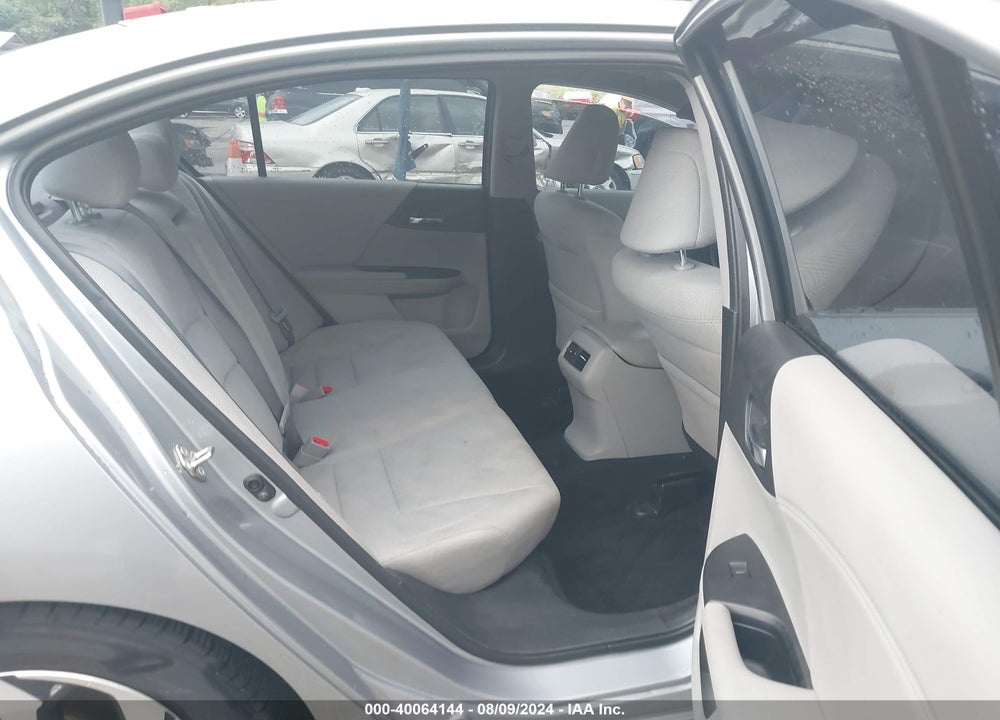 2017 HONDA ACCORD EX VIN: 1HGCR2F77HA252158