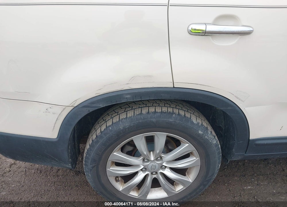 2011 KIA SORENTO EX VIN: 5XYKU3A14BG100296