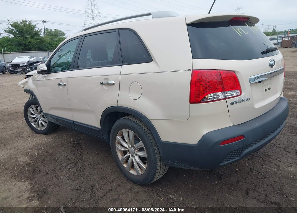 2011 KIA SORENTO EX VIN: 5XYKU3A14BG100296