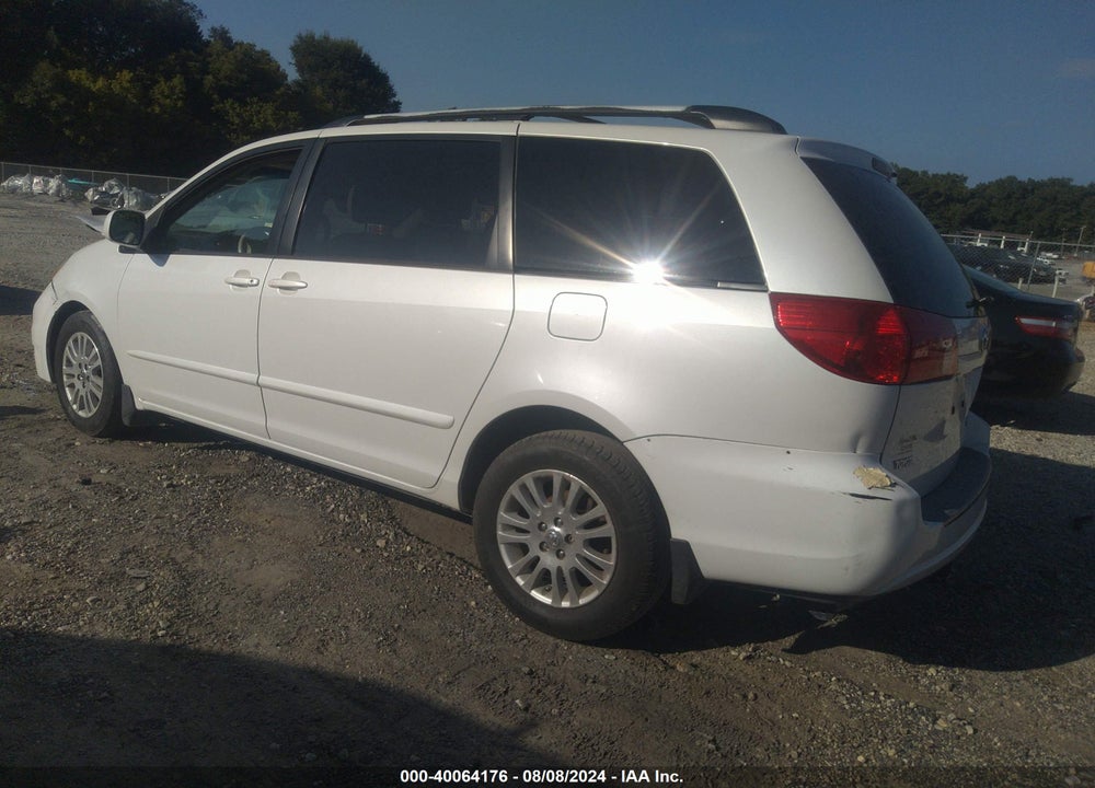 2008 TOYOTA SIENNA XLE VIN: 5TDZK22CX8S160559