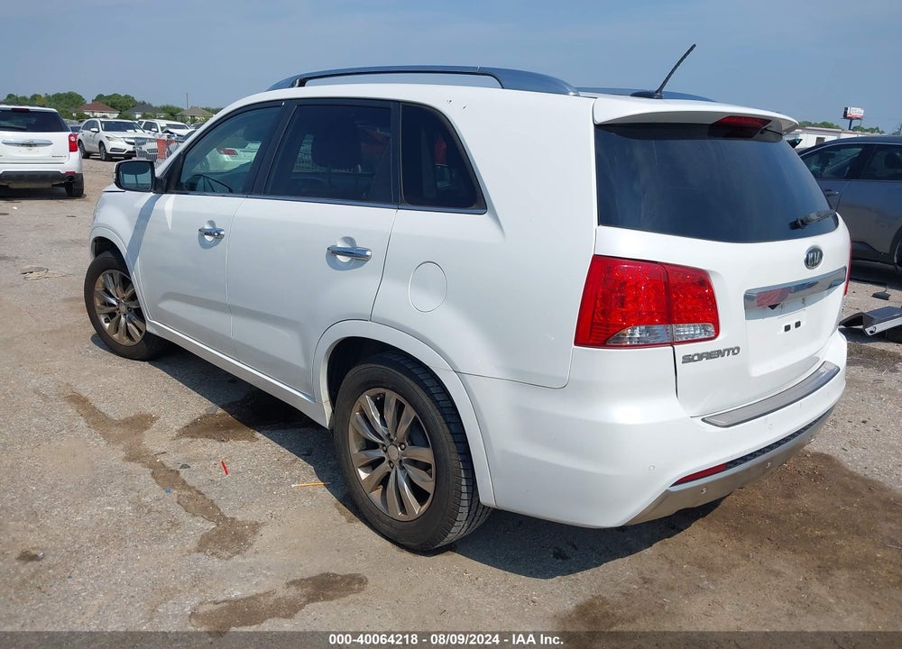 2013 KIA SORENTO SX VIN: 5XYKW4A20DG389737
