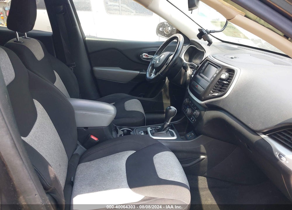 2014 JEEP CHEROKEE LATITUDE VIN: 1C4PJLCB2EW162808