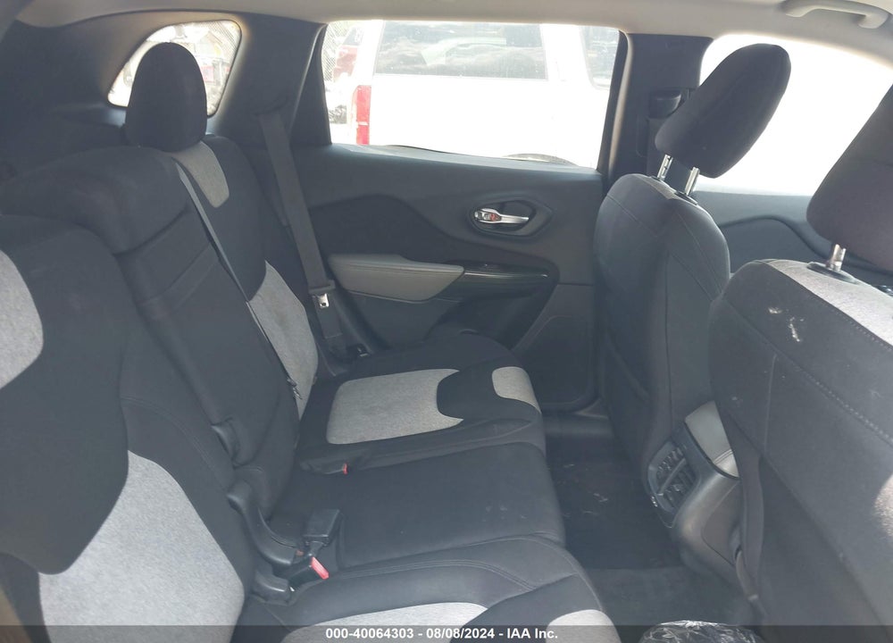 2014 JEEP CHEROKEE LATITUDE VIN: 1C4PJLCB2EW162808