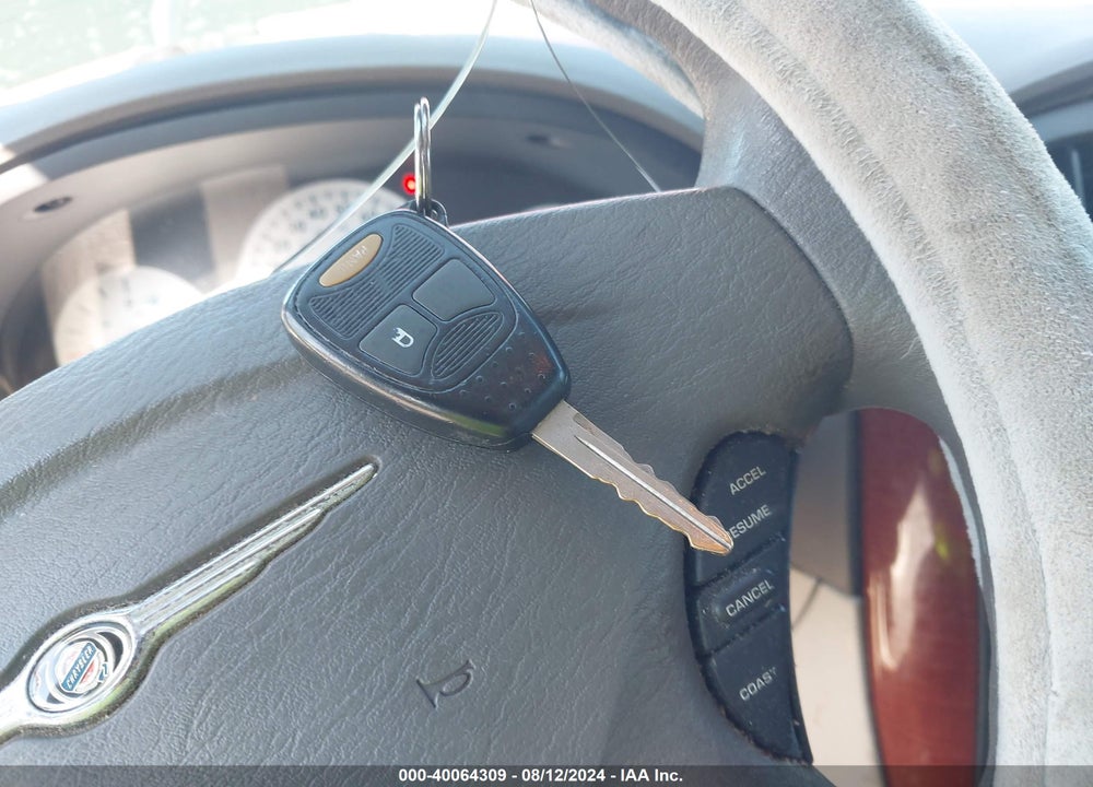2006 CHRYSLER TOWN & COUNTRY VIN: 1A4GP45R16B535855