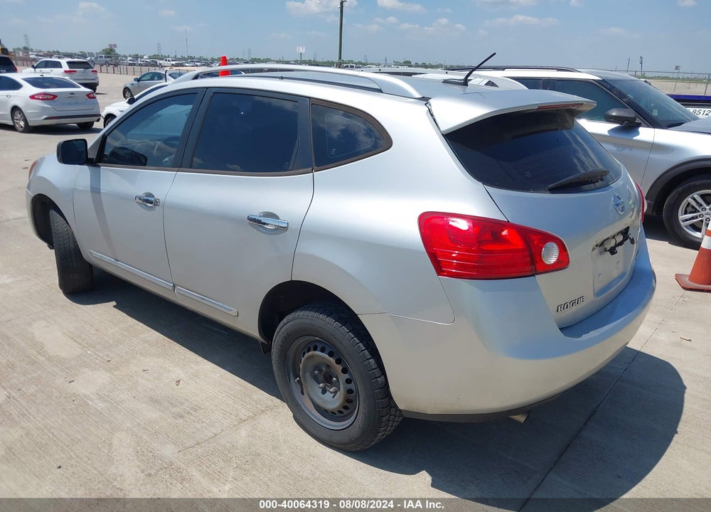 2015 NISSAN ROGUE SELECT S VIN: JN8AS5MT2FW651673