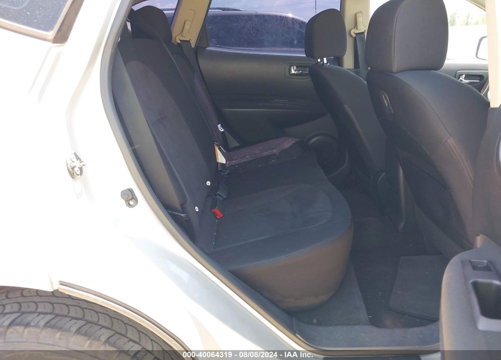 2015 NISSAN ROGUE SELECT S VIN: JN8AS5MT2FW651673