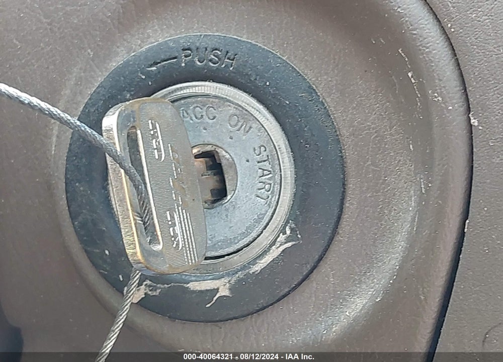 1997 TOYOTA CAMRY XLE VIN: JT2BG22K8V0100829