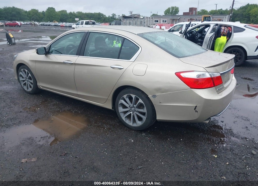 2015 HONDA ACCORD SPORT VIN: 1HGCR2F51FA093505