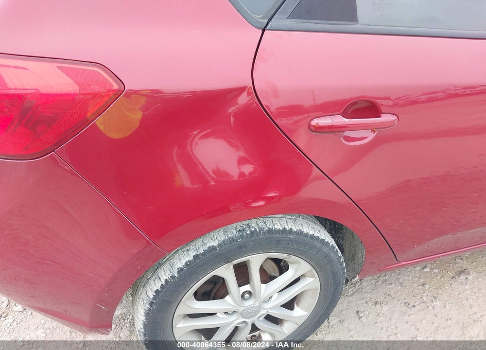 2011 KIA FORTE EX VIN: KNAFU5A29B5424713
