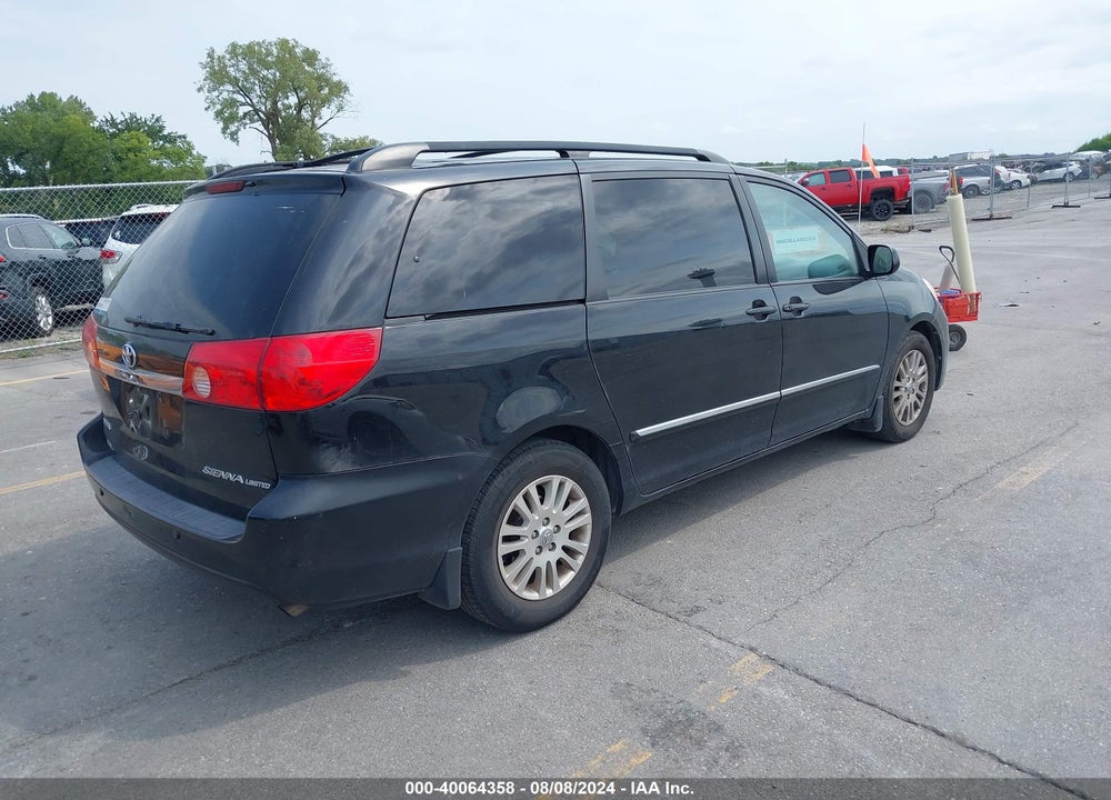 2010 TOYOTA SIENNA LIMITED VIN: 5TDYK4CC2AS320851