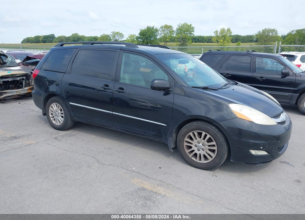 2010 TOYOTA SIENNA LIMITED VIN: 5TDYK4CC2AS320851