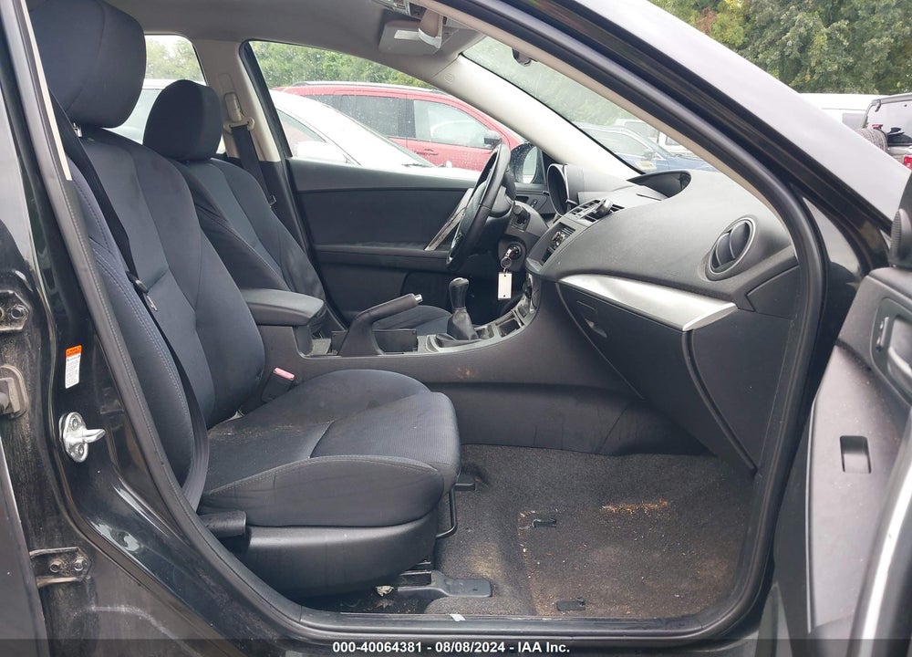 2011 MAZDA 3 S SPORT VIN: JM1BL1K54B1493466