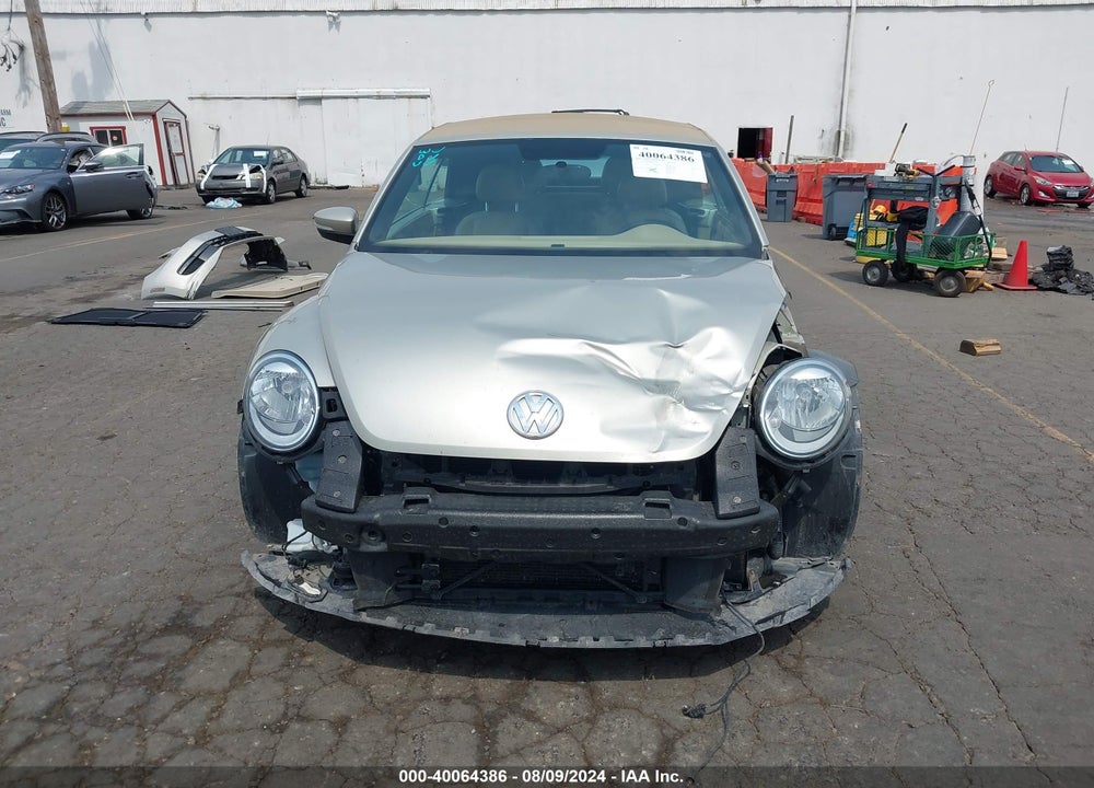 2014 VOLKSWAGEN BEETLE 1.8T VIN: 3VW517AT7EM823773