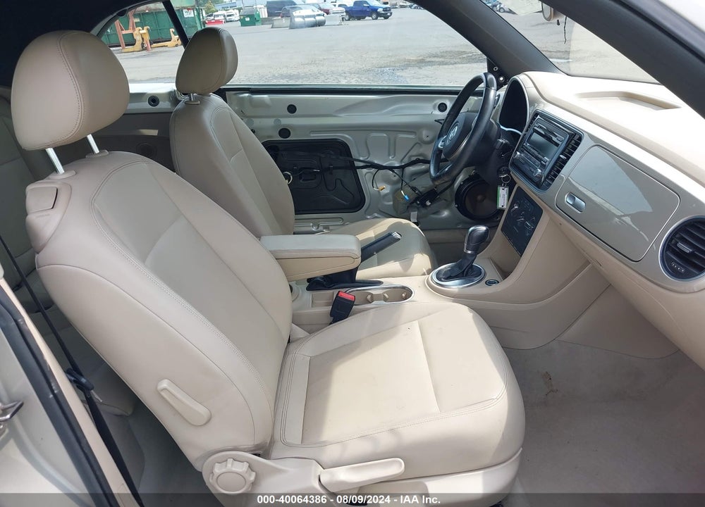 2014 VOLKSWAGEN BEETLE 1.8T VIN: 3VW517AT7EM823773