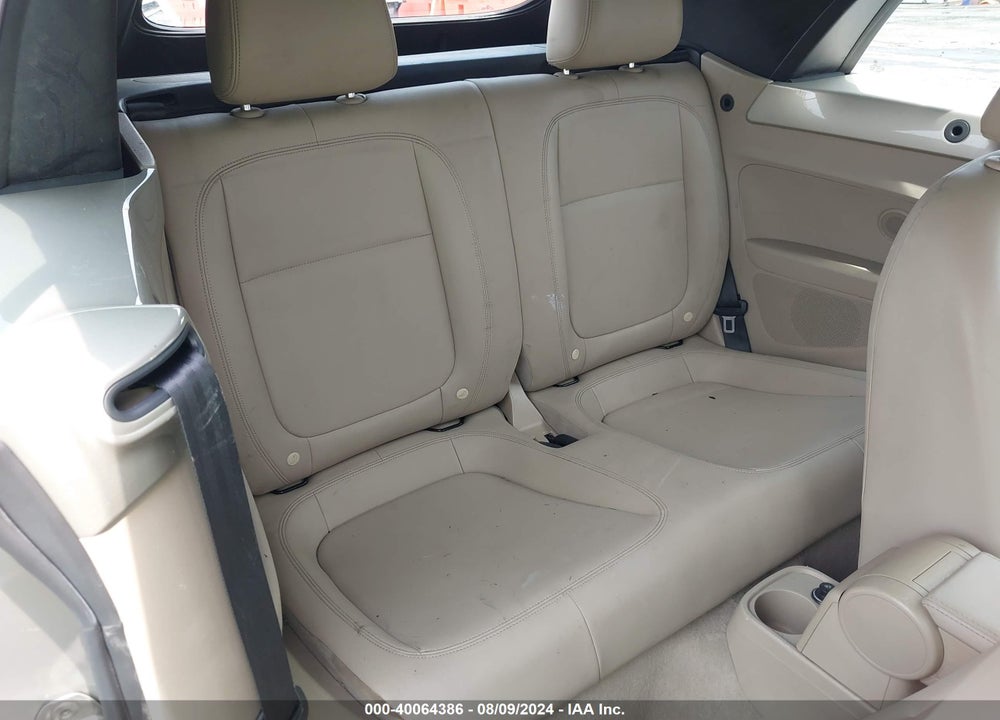 2014 VOLKSWAGEN BEETLE 1.8T VIN: 3VW517AT7EM823773