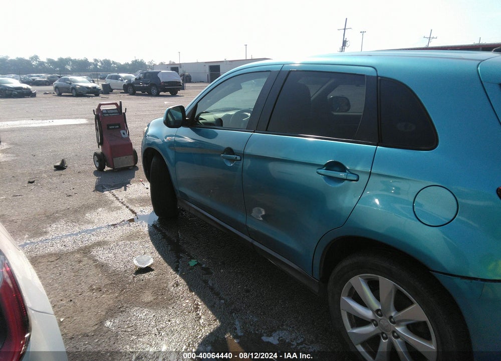 2014 MITSUBISHI OUTLANDER SPORT ES VIN: 4A4AP3AU1EE015810