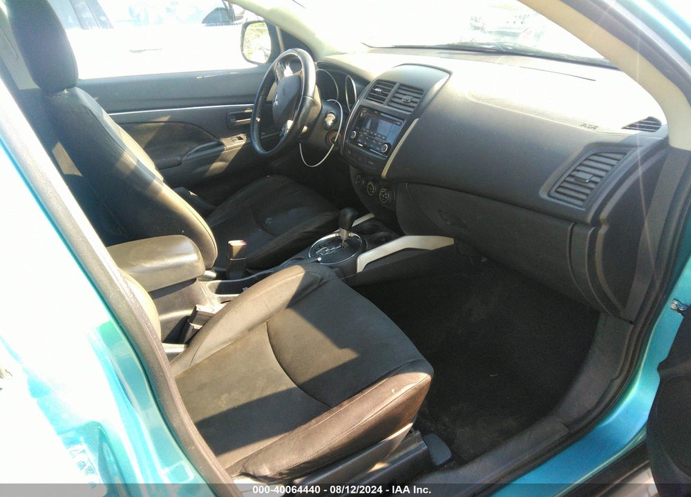 2014 MITSUBISHI OUTLANDER SPORT ES VIN: 4A4AP3AU1EE015810